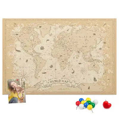 Bedruckte Korkplatte mit klassischer Retro-Weltkarte
