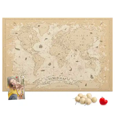 Bedruckte Korkplatte mit klassischer Retro-Weltkarte