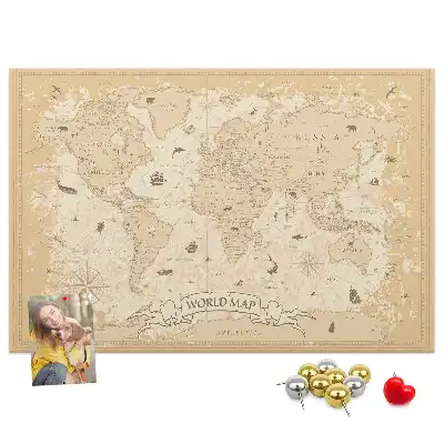 Bedruckte Korkplatte mit klassischer Retro-Weltkarte