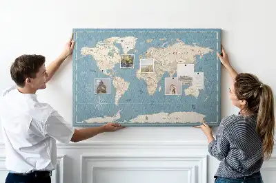 Pinnwand mit historischem Atlas Motiv