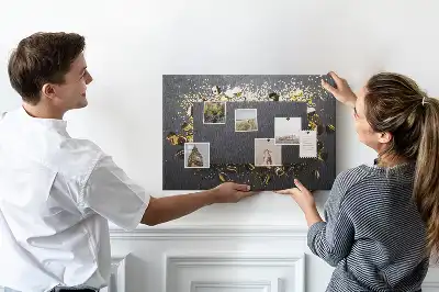 Bilder-Korktafel mit Goldkonfetti-Motiv
