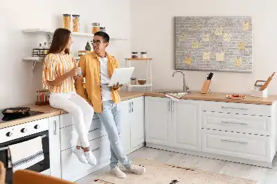 Bedruckte Korkplatte mit klassischem Ziegelmauer-Motiv