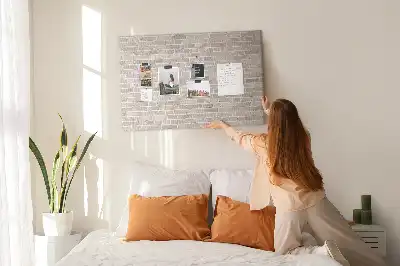 Bedruckte Korkplatte mit klassischem Ziegelmauer-Motiv