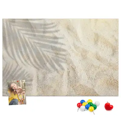Bedruckte Korkplatte Palmenschatten Sand