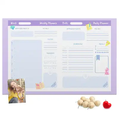 Bedruckte Korkplatte Rosa Jahresplaner