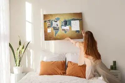 Bedruckte Korkplatte mit Retro-Weltkartenmotiv
