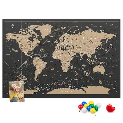 Bilder-Korktafel mit einer stilvollen Retro-Weltkarte