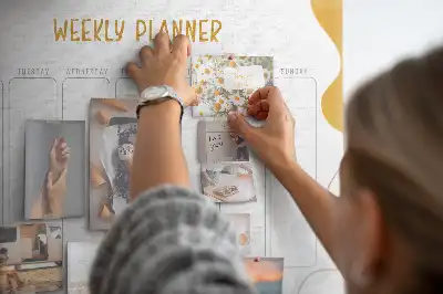 Bedruckte Korkplatte Sieben-Tage-Plan für die Wand