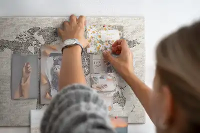 Kork Pinnwand Weltkarte Zeitung