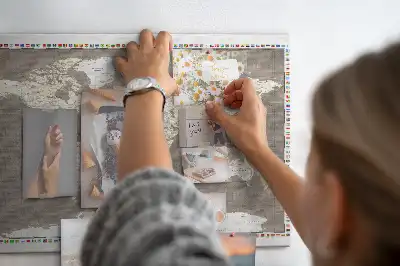 Bedruckte Kork-Weltkarte in Braun