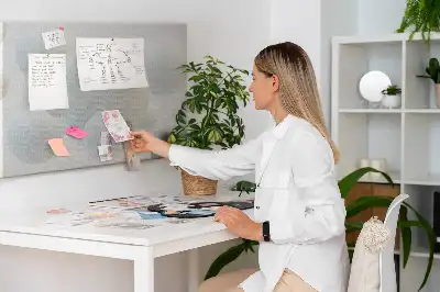Bilder-Korktafel Bälle Abstraktion