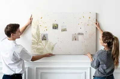 Bedruckte Korkplatte mit goldener linearer Grafik