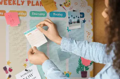 Bedruckte Korkplatte Schulstundenplan
