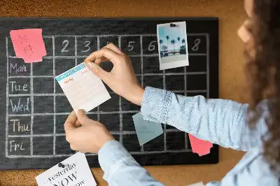 Bedruckte Korkplatte Stundenplan des Kindes
