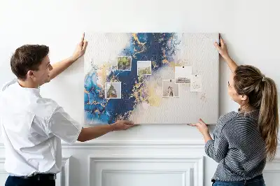 Bilder-Korktafel mit steinener Marmorstruktur