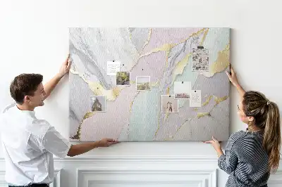 Pinnwand im klassischen Marmordesign