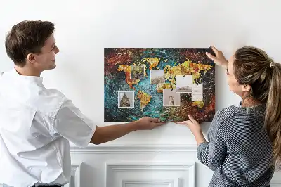 Weltkarte als Kork-Pinnwand im Design Welt des Chaos