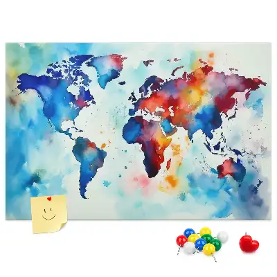 Korktafel mit Weltkarten-Motiv
