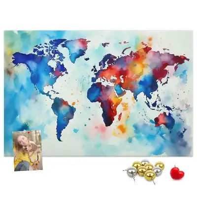 Korktafel mit Weltkarten-Motiv