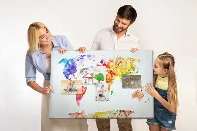 Pinnwand aus Kork mit Pastellmalerei-Motiv Weltkarte