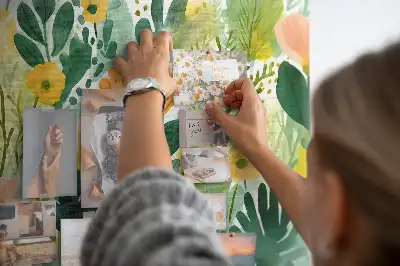 Bedruckte Korkplatte mit Aquarell-Blumenmotiv