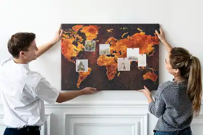 Bedruckte Weltkarte als Kork-Wandtafel