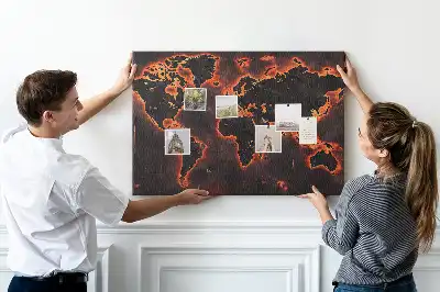 Kork-Pinnwand im modernen Landkarten-Design