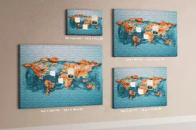 Bedruckte Korkplatte mit moderner Globus-Komposition