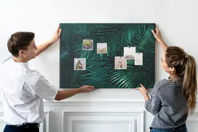 Pinnwand mit Dschungel- und Safari-Motiven