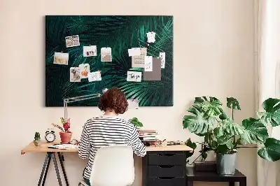 Pinnwand mit Dschungel- und Safari-Motiven