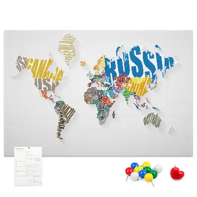 Bedruckte Korkplatte mit Geografie-Design aus Buchstaben und Wörtern