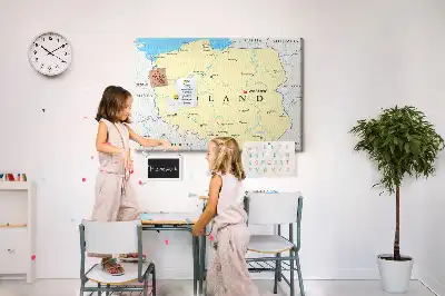 Pinnwand mit politischer Karte von Polen