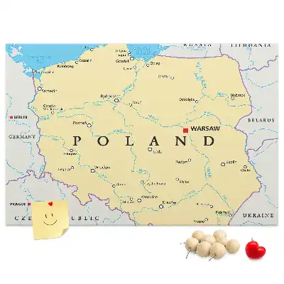 Pinnwand mit politischer Karte von Polen