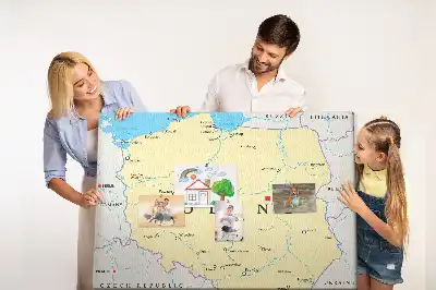 Pinnwand mit politischer Karte von Polen