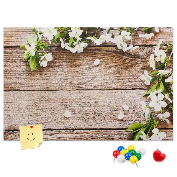 Bedruckte Korkplatte mit Blumenmotiv auf Holzoptik