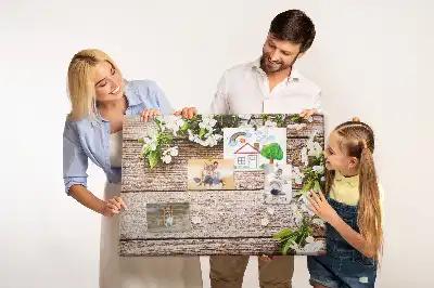 Bedruckte Korkplatte Blumen auf Holz