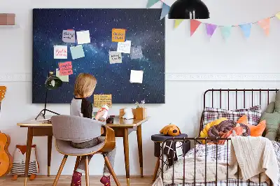 Pinnwand mit Motiv dunkler Sternenhimmel