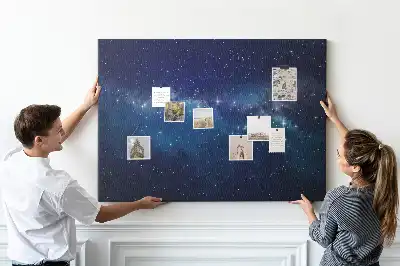 Pinnwand mit Motiv dunkler Sternenhimmel