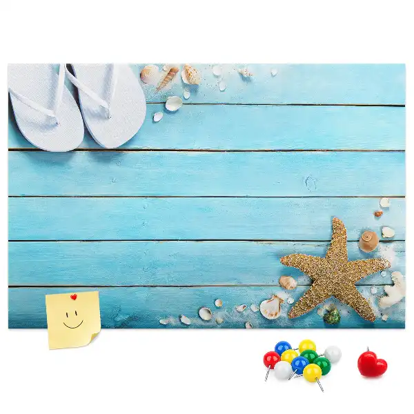 Bilder-Korktafel mit Muschelmotiv auf Holzoptik