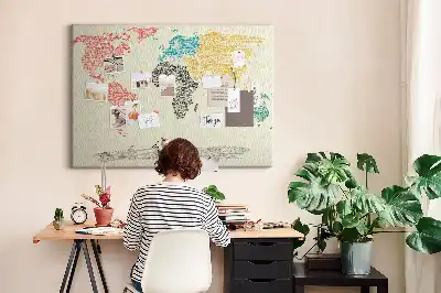 Weltkarten Korktafel mit Buchstabenmotiv