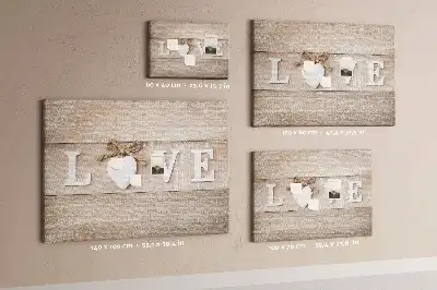 Pinnwand mit dem Motto Liebe im Interieur