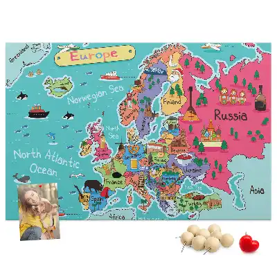 Kork-Pinnwand mit Europakarte