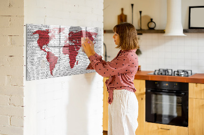 Magnettafel mit Marker Weltkarte aus Backsteinmauern