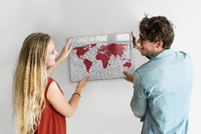 Magnettafel mit Marker Weltkarte aus Backsteinmauern