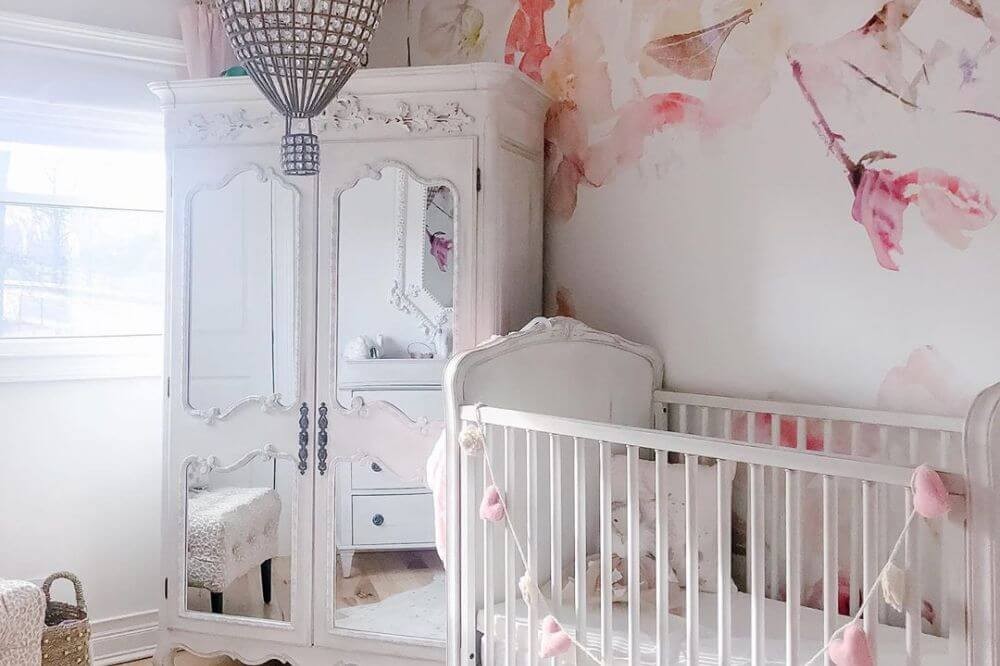 Wie kann man die Babyecke im Schlafzimmer der Eltern einrichten?