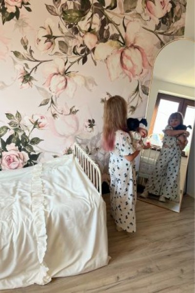 Wie dekoriere ich ein Kinderzimmer mit Tapeten?