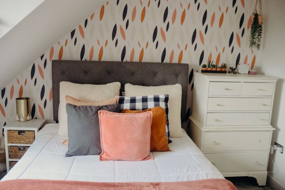 Wie man ein Jugendzimmer für ein Mädchen dekoriert